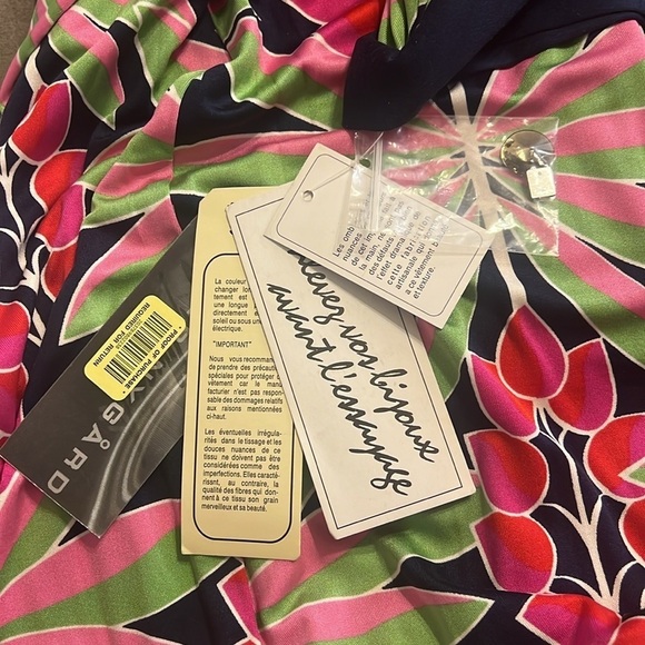 NWT Peter Nygard Designer 100% Silk Dress, Sz. Medium. - Picture 11 of 12